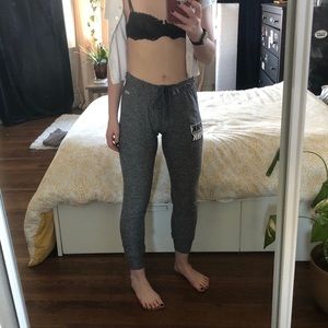 PINK leggings / sweats